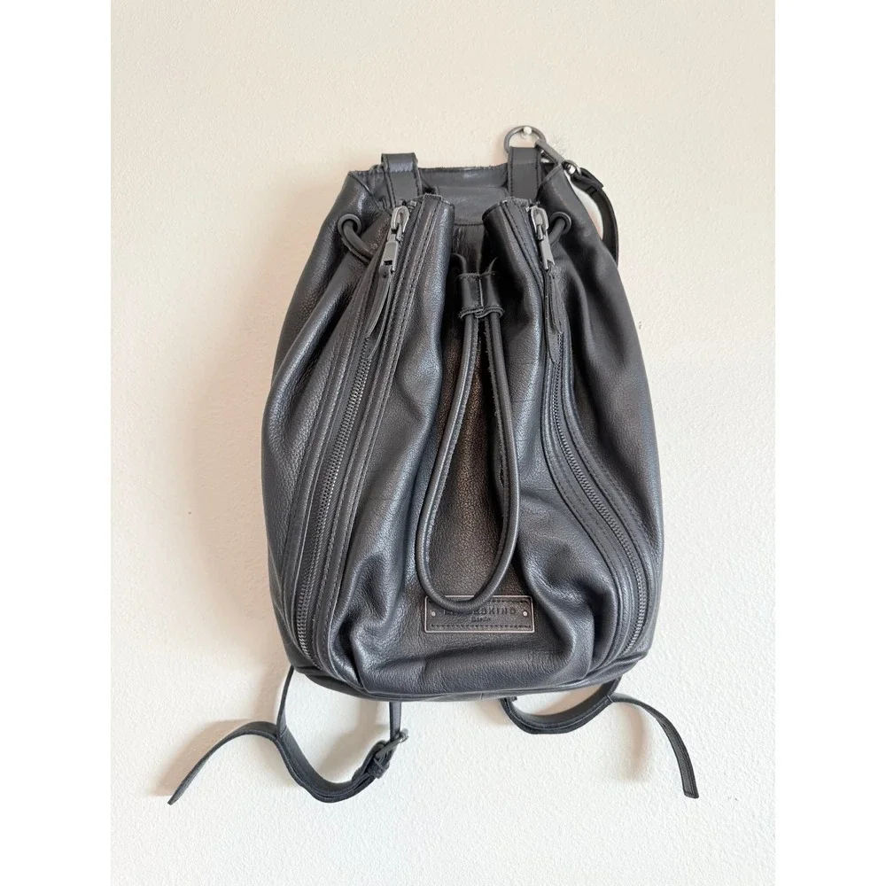 Liebeskind Berlin Backpack Womens Medium Black Leather Drawstring Bucket Bag